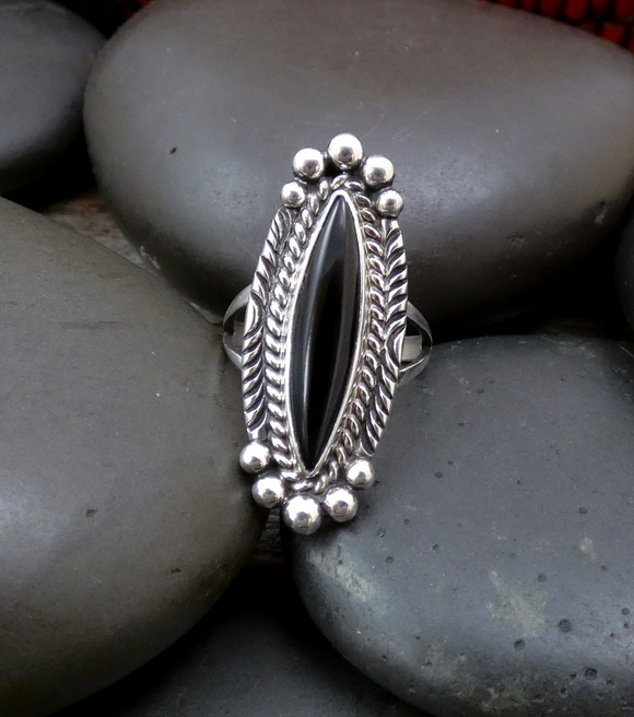 Native American Navajo 925 Sterling Silver Onyx Ring Size 7.5