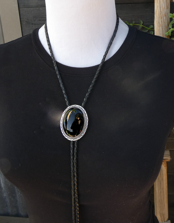 Native American Navajo Onyx Sterling Silver Bolo Tie