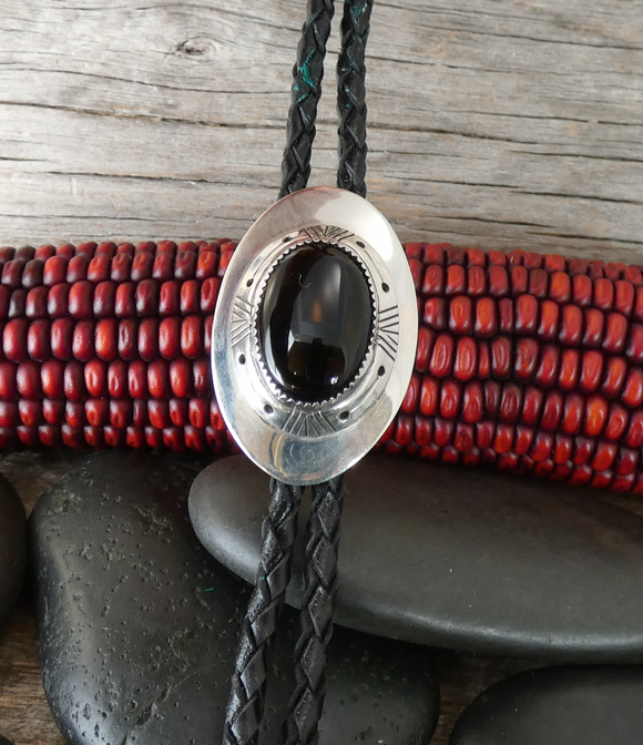 Native American Navajo Vintage Onyx 925 Sterling Silver Bolo Tie