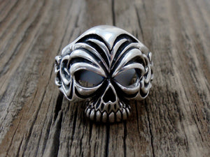 Skull Textured Men's Biker Ring Size 10 USA