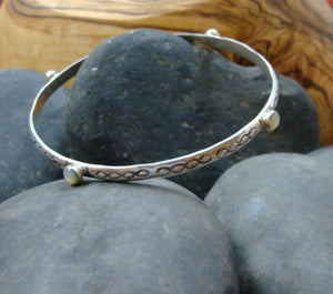 Native American Silver Mother of Pearl Bangle Bracelet 